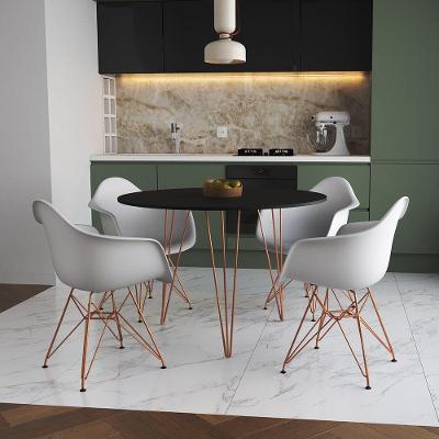 Mesa Jantar Redonda 90Cm Preta Clips 3 Pés Com 4 Poltronas Brancas Base Cobre - Cor: Preto