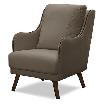 Poltrona Decorativa Catar Com Tachas Veludo Bege - Gran Belo