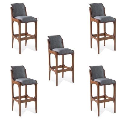 Kit 5 Banquetas Alta Madeira Maciça Pedri Linho Cinza/Imbuia