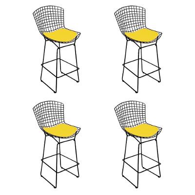 Kit 4 Banquetas Bistrô Bertoia Preta D60 Com Assento Amarelo Cor Preto