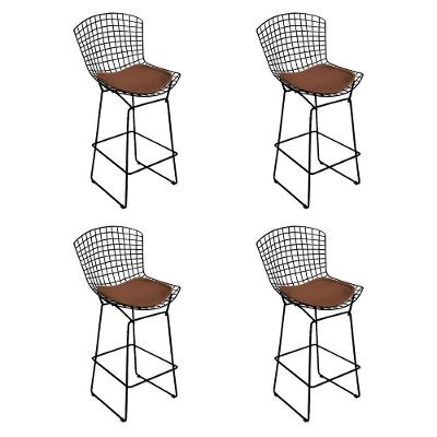 Kit 4 Banquetas Alta Bistrô Bertoia Preta D60 Com Assento Marrom Cor Marrom