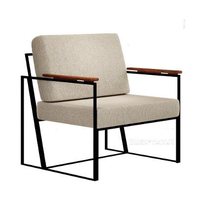 Poltrona Roma Linho Com Ratan Bm Tubulares Branco.