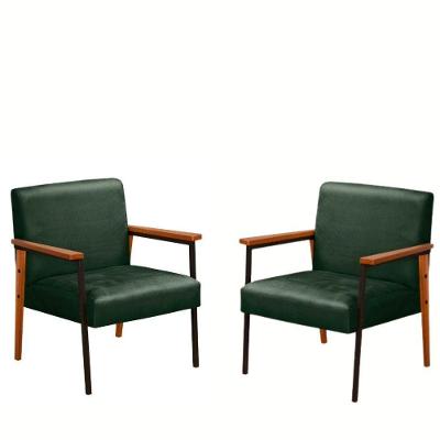 Kit 2 Poltrona Fontana Veludo Verde Base Em Metal Preto E Madeira
