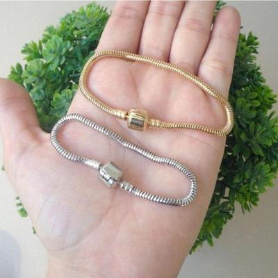Pulseira Banhada Para Berloques