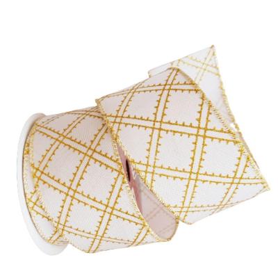 Fita Decorativa Natal Aramada Branca E Dourada Comp 9.14m
