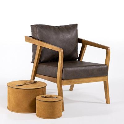 Poltrona Londres Madeira Maciça Pinhão Couro Sintético Marron