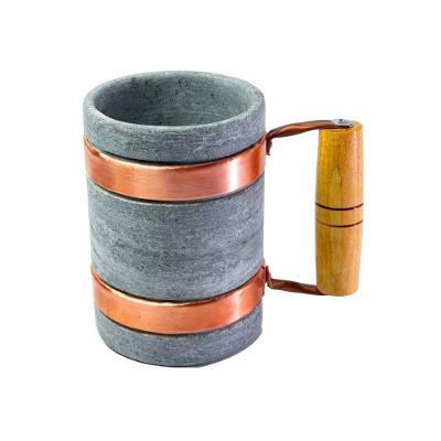 Caneca Alça Cobre E Madeira Pedra Sabão Chopp Cerveja 350ml.
