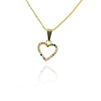 Colar Pingente Coração De Zircônias Coloridas Sortidas Folheado A Ouro 18k