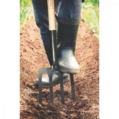 Forcado para Terra com 4 Dentes em Aço 74 Cm