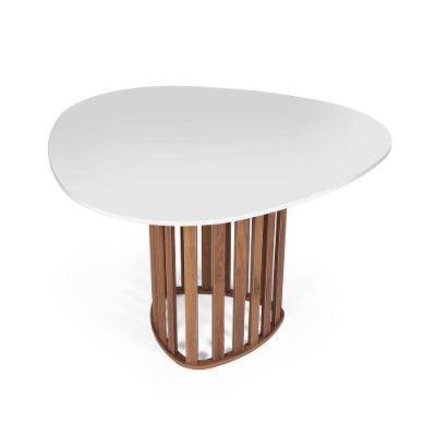 Mesa De Jantar Orgânica 4 Lugares 120x118cm Branco/noronha - Straub Web