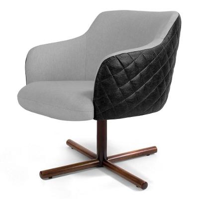 Poltrona Jade Base Xis Giratória C-315 Tressê Cinza Claro