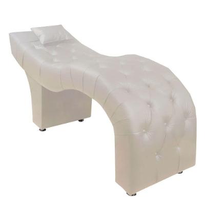 Maca Estofada Para Clínica De Estética Facial Com Capitonê Andressa Material Sintético Speciale Home Bege