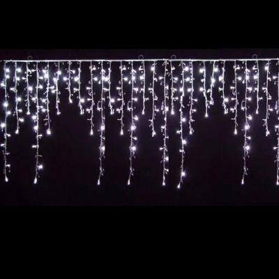 Cascata 200 Lampadas Led Br 220v Plugs: Macho E Femea Qg3666
