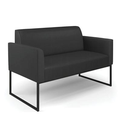 Sofá Namoradeira Base Industrial Preto Marisa Corino D03 - D\'rossi Cor Preto