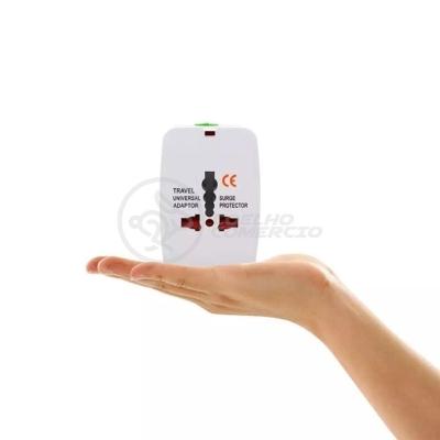 Adaptador Tomada Universal Padrão 150 Países Uk Europa Eua Asia Viagem Bivolt 110/220 Bivolt Aio