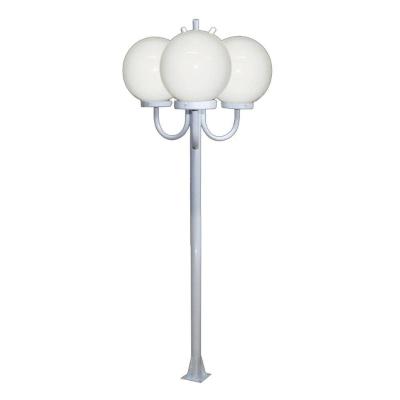 Poste Luminária Globo G Triplo Braço Curvo Cima Branco 200Cm