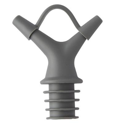 Bico Dosador Duplo Para Garrafas Azeite Vinagre Em Silicone Cinza