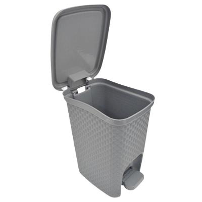 Lixeira Preta Ou Cinza 7l Com Pedal Para Banheiro Cor:cinza