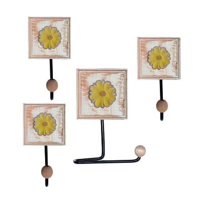 Kit Para Banheiro Com 3 Toalheiros E 1 Porta Papel Higiênico Rustico Flor Branca Cor Amarelo