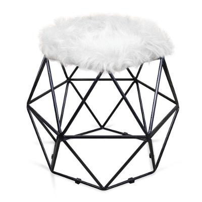 Puff Aramado Hexágono Pelucia Branco Base Preto