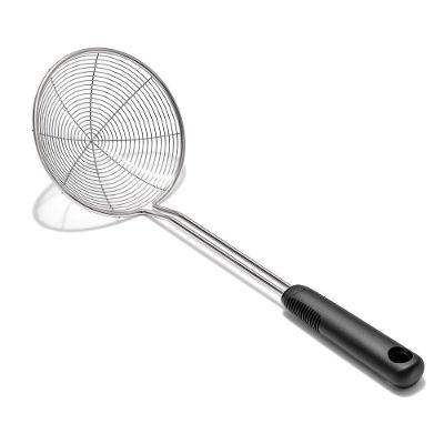 Escumadeira Com Cabo Em Aço Inox Antiderrapante 37,6cm Oxo
