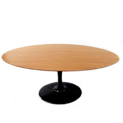Mesa De Jantar Tulipa Saarinen Oval 120x80 Cm Tampo Freijó Cores Preto