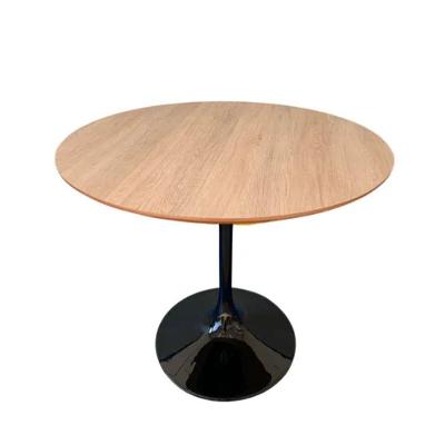 Mesa De Jantar Tulipa Saarinen Redonda 140 Cm Tampo Jade Cores Preto
