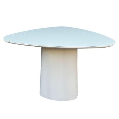 Mesa De Jantar Cone Orgânica Redonda 160x164 Cm Laqueado Off White