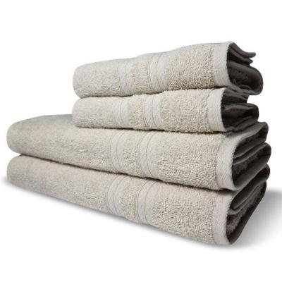 Jogo De Toalhas Itália Soft 4 Pçs - 2 Banho E 2 Rosto 430g-m² 100% Algodão Bege.