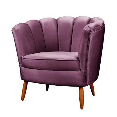 Poltrona Ariel Petala Decorativa Pés De Madeira Veludo Roxo