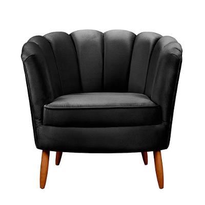 Poltrona Ariel Petala Decorativa Pés De Madeira Veludo Preto