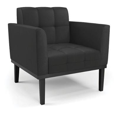 Poltrona Decorativa Pés Fixo Em Madeira Preto Pu Preto