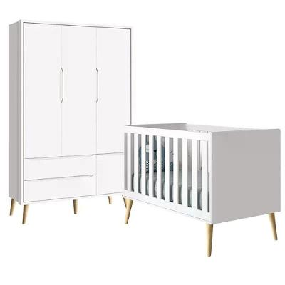 Quarto Com Berço Theo E Guarda Roupa 3 Portas Branco Fosco E Pés Madeira Natural - Reller Móveis Branco Fosco