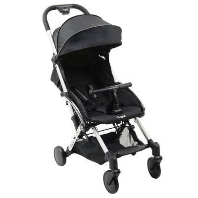 Carrinho de Bebê Burigotto Up Dobrável para Passeio Até 15kg Preto com Metal Prata