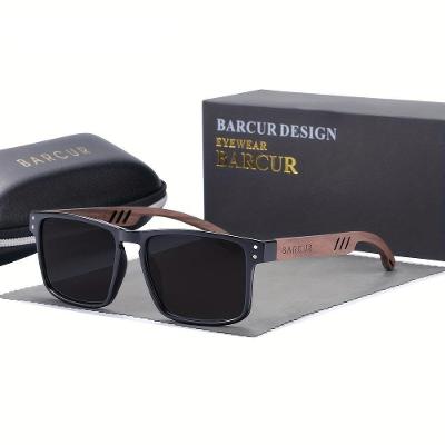 Óculos Em Design De Madeira Natural Com Lentes Degradê Preto Brilhante