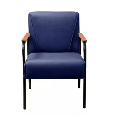Poltrona Decorativa Para Recepção Jade Braço Metal Veludo Azul Marinho