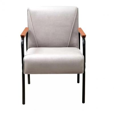 Poltrona Decorativa Para Recepção Jade Braço Metal Veludo Bege Claro
