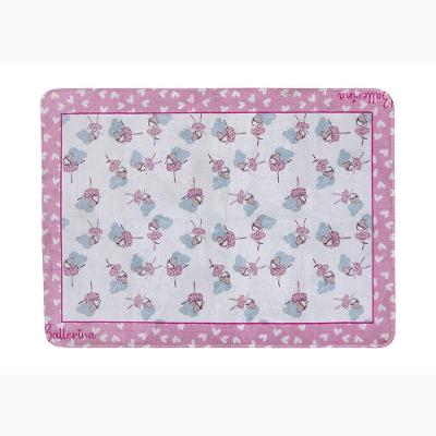 Tapete Estampado Antiderrapante 1,40m X 1,00m 1 Peça Ballerina Juvenil 100% Poliéster.