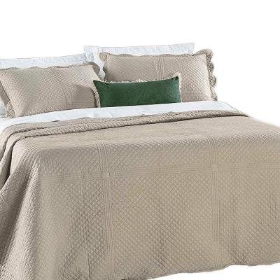 Kit Colcha Cobre Leito Usual Queen 3 Peças Micropercal 200 Fios Bordado - Café Latte Bege