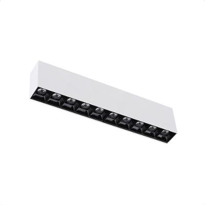 Spot De Led Sobrepor Taschibra Arch Pontual 20w 2700k Bivolt Branco Com Preto