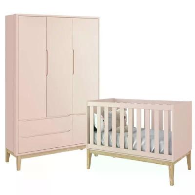 Jogo De Quarto Classic Guarda Roupa 3 Portas E Berço Rosa Fosco Com Pés Madeira Natural - Reller Móveis Rosa Fosco