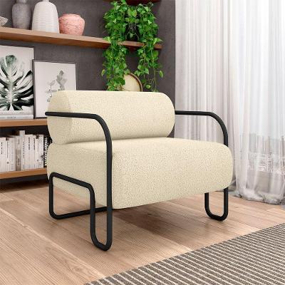 Poltrona Decorativa Sala De Estar Polatsk Base Industrial De Ferro Bouclê Bege G33
