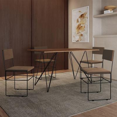 Mesa Jantar Industrial Trama 1,40x0,80m Amêndoa Com 4 Cadeiras Estofadas Vitória Marrom E Preta Marrom
