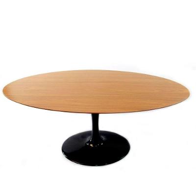 Mesa Saarinen Oval 160x90 cm Freijó Yescasa Preto