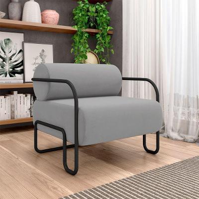 Poltrona Decorativa Sala De Estar Polatsk Base Industrial De Ferro Veludo Cinza Claro G33