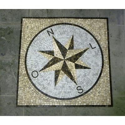 Rosa Dos Ventos Em Mosaico Com Letras Miolo Orientável Tamanho 100cm