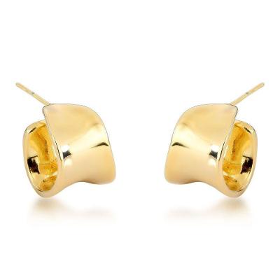 Brinco Argola Lisa Banhada A Ouro 18k - Estilo E Conforto Diário