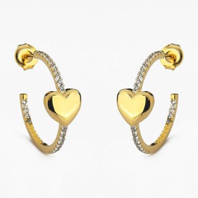 Brinco Argola Média Folheado A Ouro Com Coração Banhada A Ouro 18k