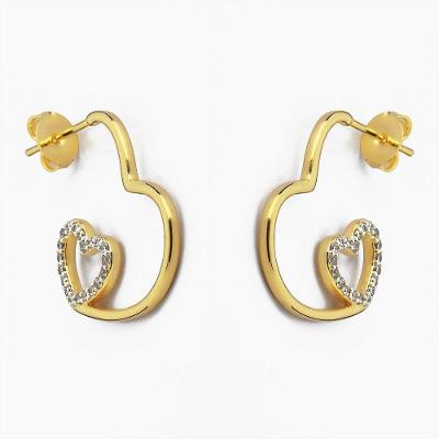 Brinco De Argola Com Coração Cravejado Com Zircônias Banhado A Ouro 18k