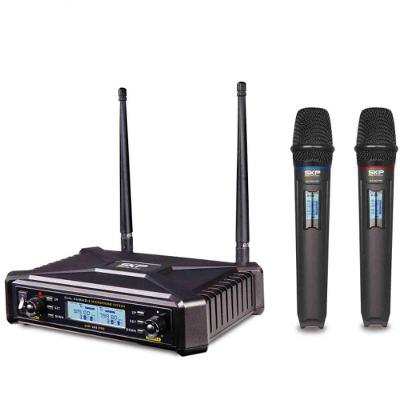 Microfone Uhf-600 Duplo De Mão Multifrequência Sem Fio Sauhf